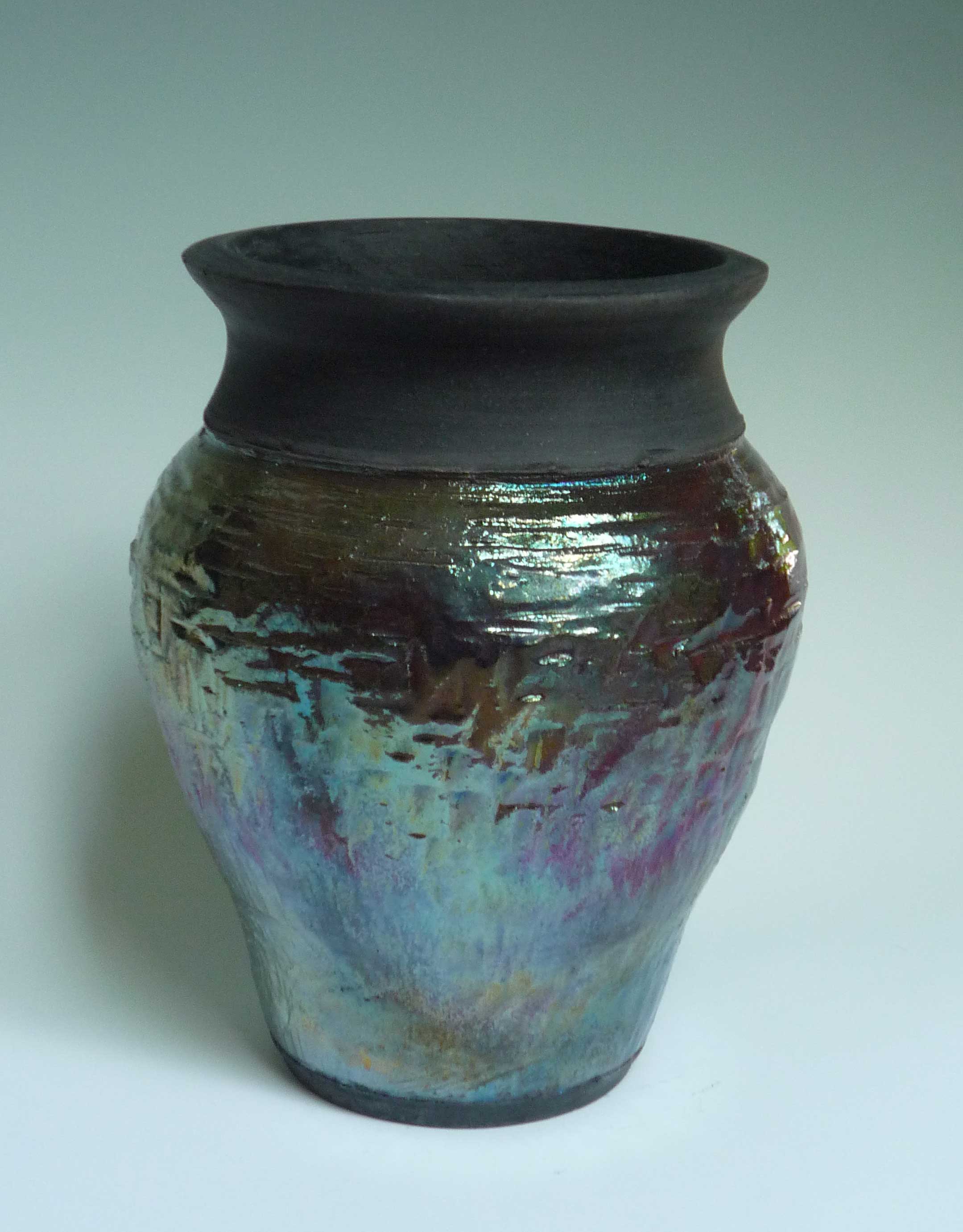 Ruku metalic blue vase